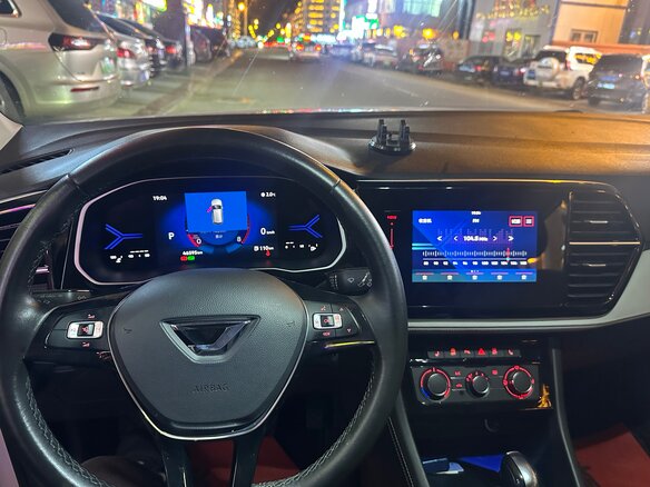 2023 Jetta VS7 I Рестайлинг 1, белый, 1500000 рублей - вид 4