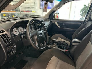 2005 Ford Maverick III, чёрный, 309000 рублей, вид 5