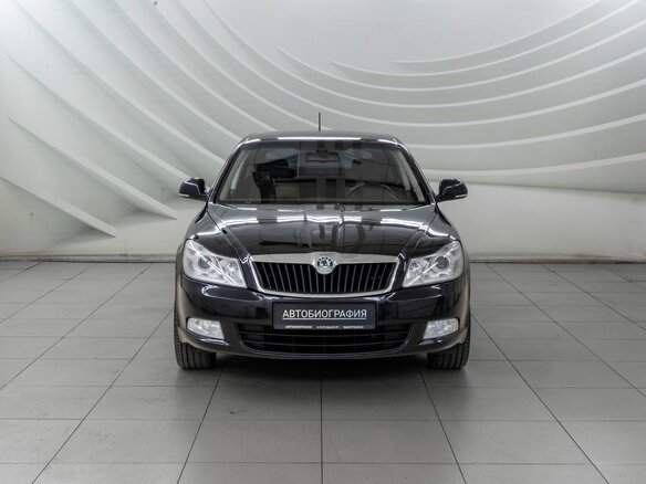 2012 Skoda Octavia II (A5) Рестайлинг, чёрный - вид 1