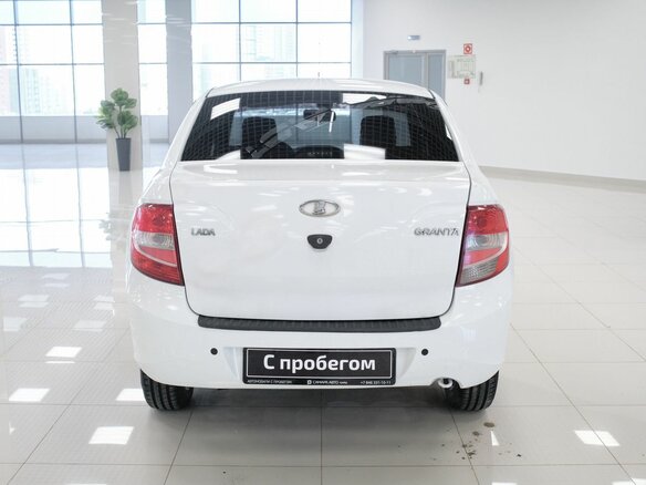 2015 Lada (ВАЗ) Granta I, белый, 399000 рублей - вид 7