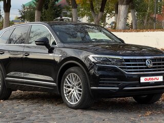 2019 Volkswagen Touareg III, чёрный, 5450000 рублей, вид 1