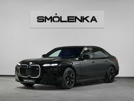 BMW 7 серии VII (G70)