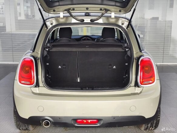2018 Mini Hatch Cooper III (F55/F56) Рестайлинг, серый, 1249000 рублей - вид 6