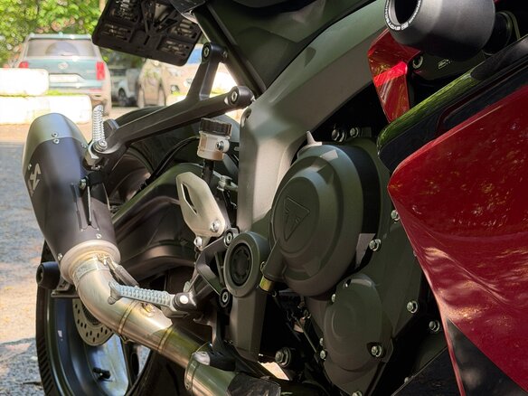 2024 Triumph Daytona 660, красный, 1100000 рублей - вид 10
