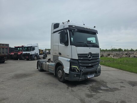 2024 Mercedes-Benz Actros, белый, 7717150 рублей, вид 2