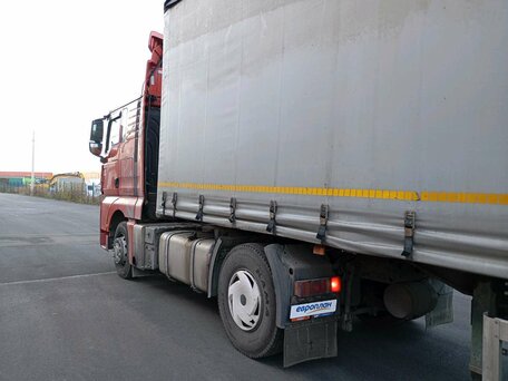 2023 Sinotruk Sitrak C7H, красный, 3755000 рублей, вид 4