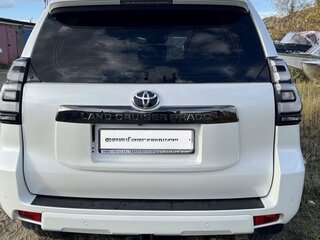 2020 Toyota Land Cruiser Prado 150 Series Рестайлинг 3, белый, 6500000 рублей, вид 2