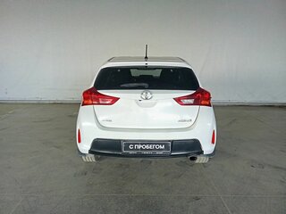 2013 Toyota Auris II, белый, 790000 рублей, вид 5