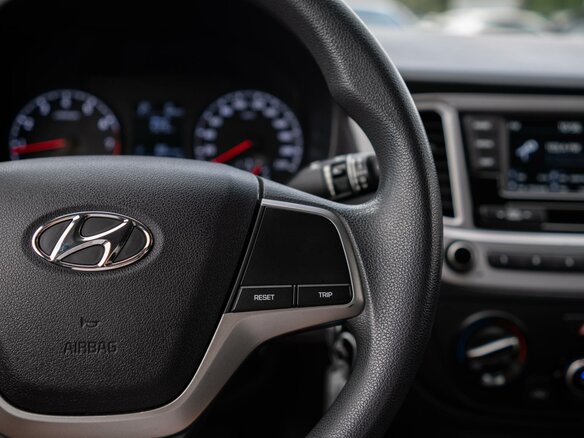 2019 Hyundai Solaris II, белый, 1415000 рублей - вид 16