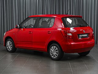2013 Skoda Fabia II Рестайлинг, красный, 728000 рублей, вид 2