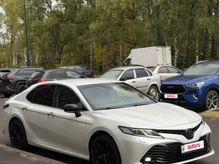 2020 Toyota Camry VIII (XV70), белый, 2895000 рублей, вид 4