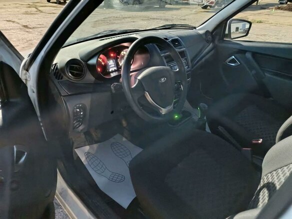 2024 Lada (ВАЗ) Granta I Рестайлинг, белый, 539400 рублей - вид 7