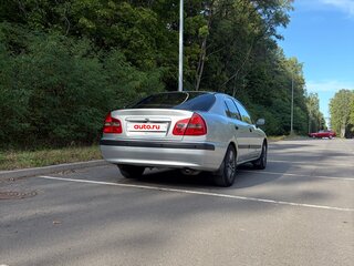 2002 Mitsubishi Carisma I Рестайлинг, серебристый, 290000 рублей, вид 5