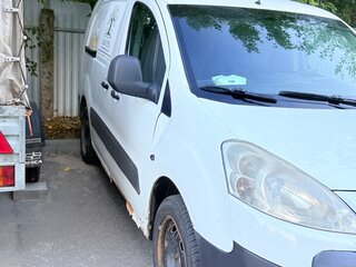 2011 Peugeot Partner II, белый, 700000 рублей, вид 4