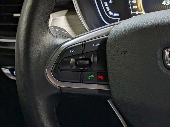 2023 Geely Coolray I, серый, 1690000 рублей - вид 27