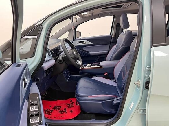 2023 Geely Geometry E 39.4 kWh, голубой - вид 7