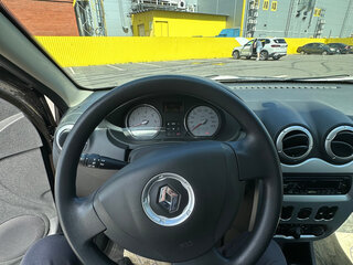 2014 Renault Sandero I, чёрный, 650000 рублей, вид 2