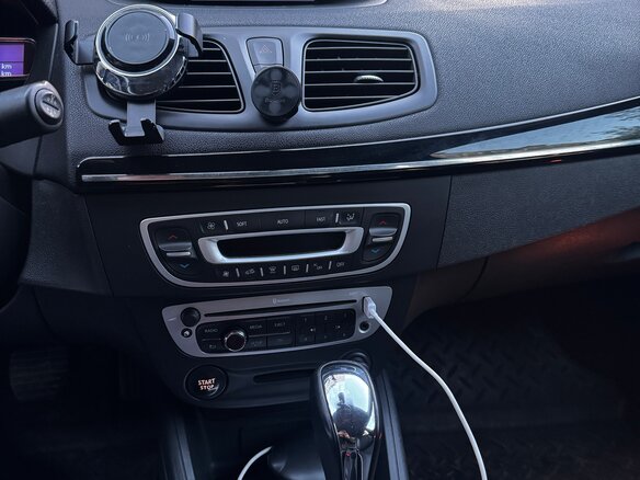 2013 Renault Fluence I Рестайлинг, чёрный, 850000 рублей - вид 9