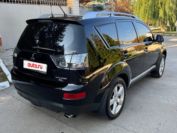 2007 Mitsubishi Outlander II, чёрный, 980000 рублей - вид 3