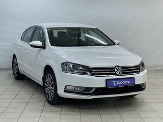 2012 Volkswagen Passat B7, белый, 999000 рублей, вид 2