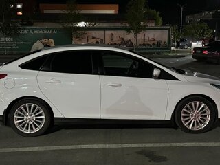 2017 Ford Focus III Рестайлинг, белый, 1250000 рублей, вид 3