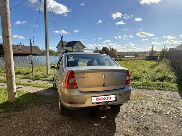 2014 Renault Logan I Рестайлинг, бежевый - вид 2