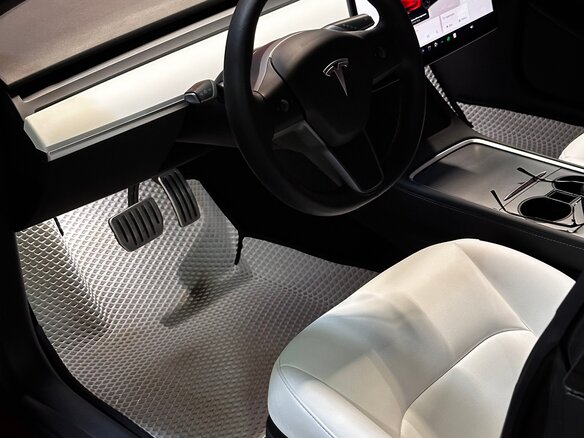 2022 Tesla Model 3 Performance I, красный, 4950000 рублей - вид 6