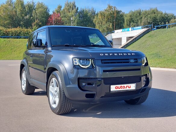 2021 Land Rover Defender 90 II, серый, 6900000 рублей