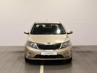 2014 Kia Rio 4-speed III, бежевый, 879000 рублей, вид 3
