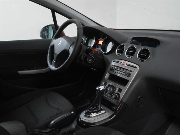 2013 Peugeot 408 I, красный, 539000 рублей - вид 8