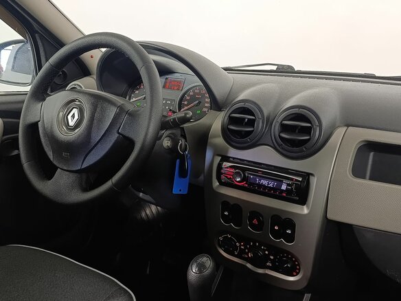 2012 Renault Logan I Рестайлинг, серебристый, 635000 рублей - вид 10