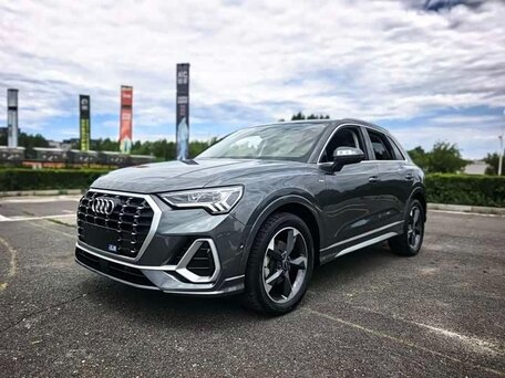 Audi Q3 II (F3)