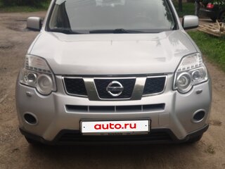 2013 Nissan X-Trail II Рестайлинг, серебристый, 1100000 рублей, вид 1