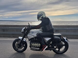 1984 BMW K 1100 RS, серебристый, 295000 рублей, вид 2