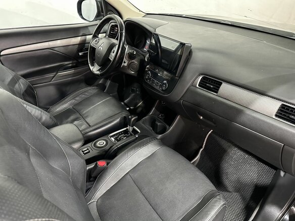 2014 Mitsubishi Outlander III, чёрный, 1160000 рублей - вид 10