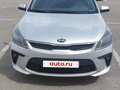 2017 Kia Rio IV, серебристый, 880000 рублей