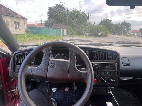 1992 Volkswagen Passat B3, красный, 185000 рублей - вид 10