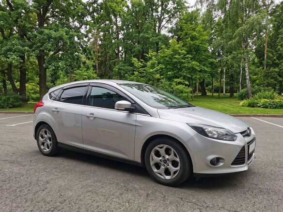 2013 Ford Focus III, серебристый, 850000 рублей - вид 2