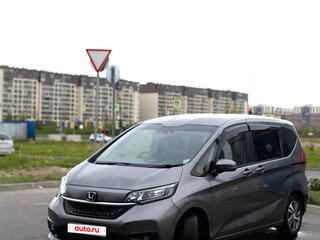 2020 Honda Freed II Рестайлинг, серый, 1990000 рублей, вид 5