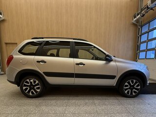 2026 Lada (ВАЗ) Granta Cross I Рестайлинг, серебристый, 1391000 рублей, вид 3