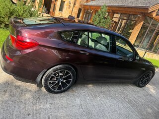 2010 BMW 5 серии Gran Turismo 530d VI (F10/F11/F07), пурпурный, 1900000 рублей, вид 2