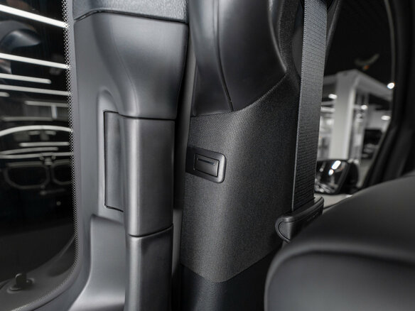2025 Mercedes-Benz V-Класс Extra Long 300 d экстра длинный III (W447) Рестайлинг 2, чёрный, 13500000 рублей - вид 20