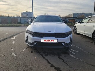 2020 Kia K5 III, белый, 1250000 рублей, вид 1