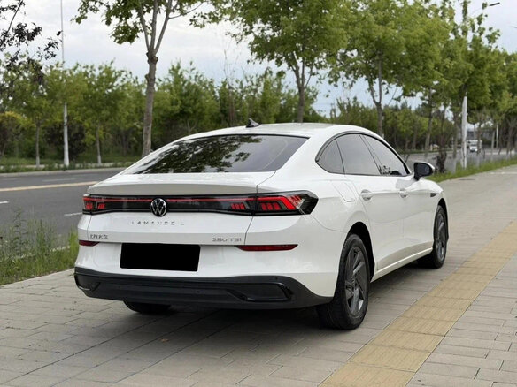 2023 Volkswagen Lamando L II, белый - вид 3