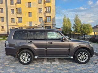 2012 Mitsubishi Pajero IV Рестайлинг 1, коричневый, 1650000 рублей, вид 2
