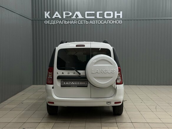 2024 Lada (ВАЗ) Largus I Рестайлинг, белый - вид 3