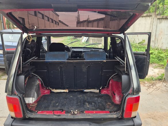 1997 Lada (ВАЗ) 2121 (4x4) I Рестайлинг, зелёный, 90000 рублей - вид 12