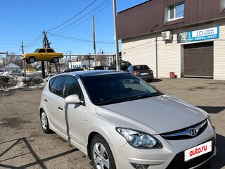 2010 Hyundai i30 I Рестайлинг, бежевый, 550000 рублей, вид 3
