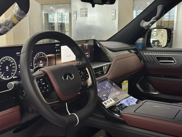 2026 Infiniti QX80 II, серый, 16500000 рублей - вид 7