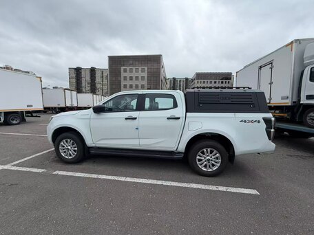 2026 Isuzu D-MAX, белый, 5030560 рублей, вид 2